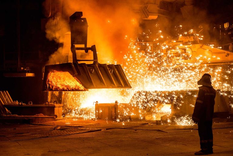 Picture of steel smelting